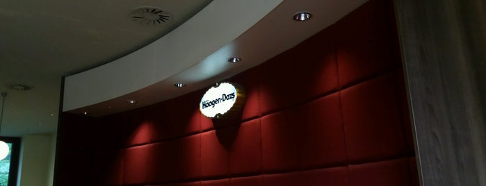 Häagen Dazs is one of (Closed Places: Berlin).