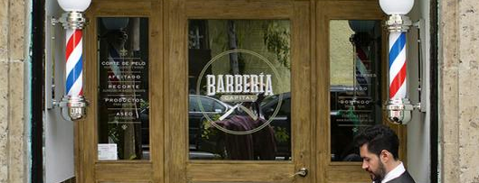 Barbería Capital (Roma) is one of Monocle - Around the World.