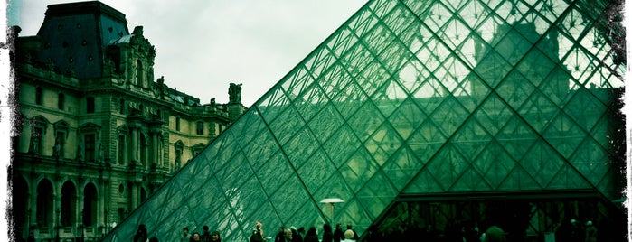 Museo del Louvre is one of Paris : Musées et galeries d'art.