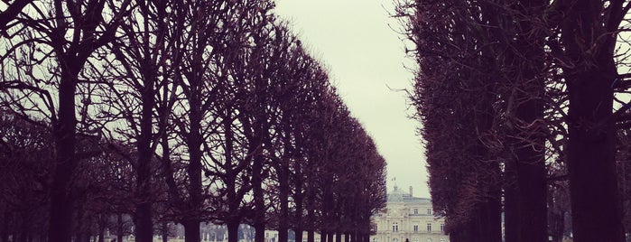 Jardin du Luxembourg is one of Architecture.