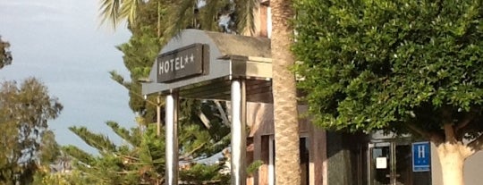 Hotel Overa is one of Hoteles en los que he estado.