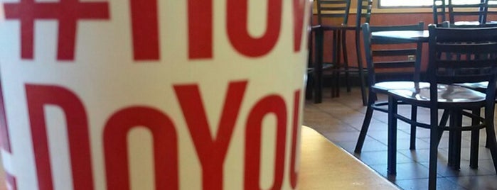 KFC is one of Orte, die Tyler gefallen.