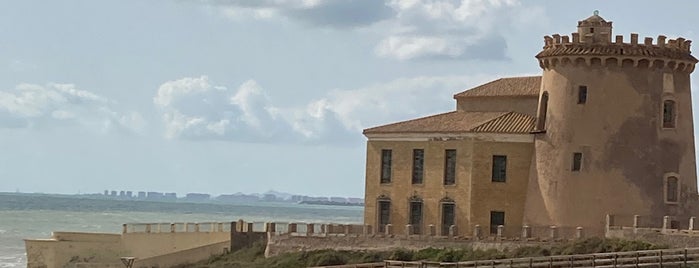 Playa El Conde is one of Playas del Mediterráneo.