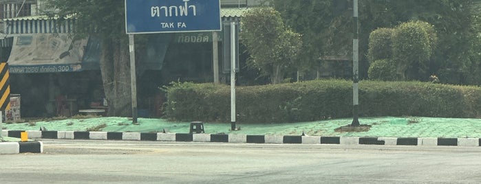 Tak Fa Intersection is one of All-time favorites in Thailand.