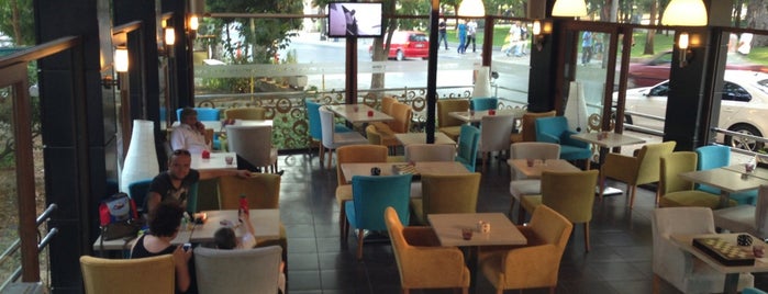 Çınar Lounge is one of Lieux sauvegardés par Zeynep.
