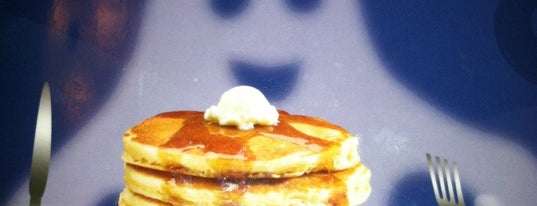 IHOP is one of Dannyさんのお気に入りスポット.