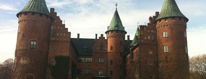 Trolleholms slott is one of Orte, die Håkan gefallen.