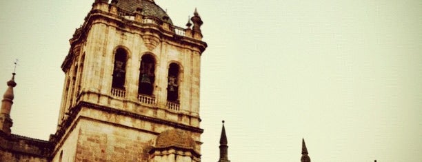 Catedral de Coria is one of Tempat yang Disukai Alberto.