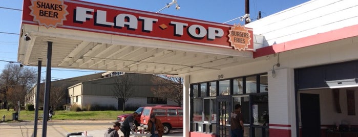 Flat Top Burger Shop is one of Lugares guardados de Cassie.