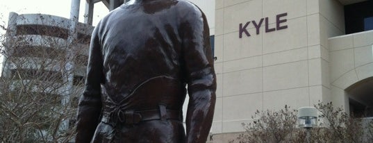 12th Man Statue is one of HOWDY! Welcome to AGGIELAND!.