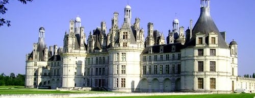 Château de Chambord is one of Résidences présidentielles : de hier à aujourd'hui.