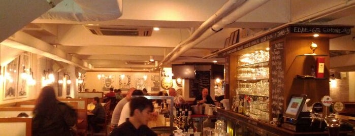 The Globe is one of [Hong Kong] Bars & Clubs.