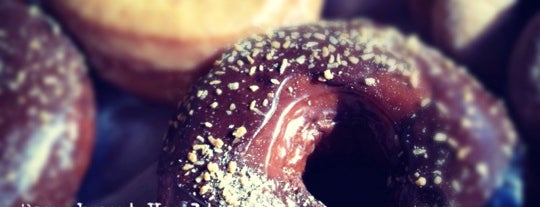 The Doughnut Vault is one of Six spots for eating while standing.