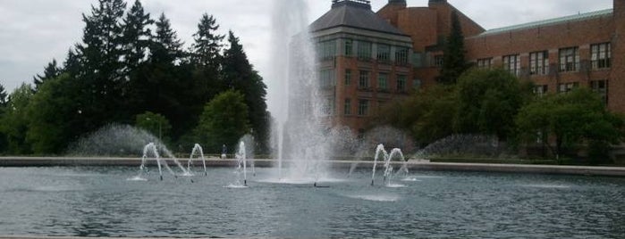 Вашингтонский университет is one of Must-visit Great Outdoors in Seattle.
