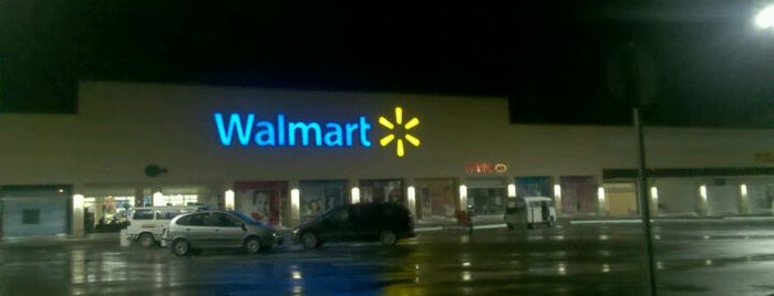 Walmart is one of Orte, die Maria Isabel gefallen.