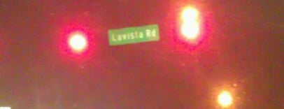 N. Druid Hills Rd @ Lavista Rd. is one of Locais curtidos por Chester.