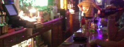 Joe's Tavern is one of Locais curtidos por Derek.