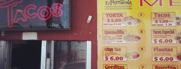 La Parrillada Tacos is one of Posti salvati di Rebecca.