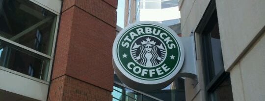 Starbucks is one of Tempat yang Disukai Em.