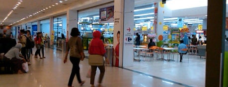 Carrefour is one of Mal Panakkukang & Panakkukang Square Makassar.