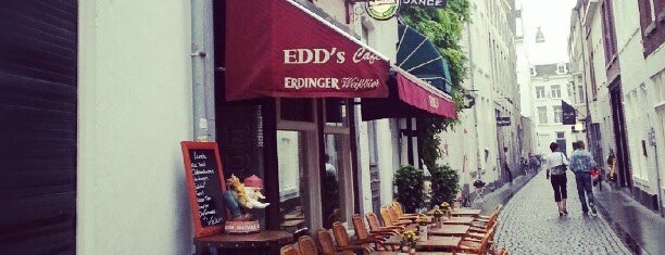 Edd's Cafe is one of Clive'nin Beğendiği Mekanlar.