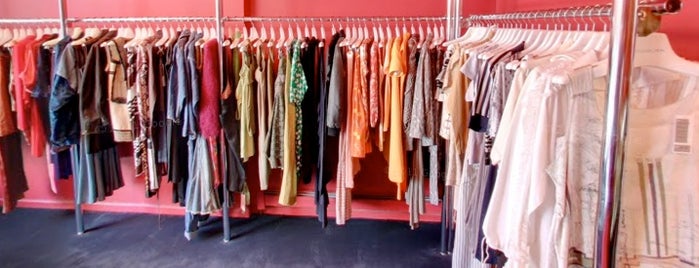 Resurrection Vintage Clothing is one of New York Vintage Style.