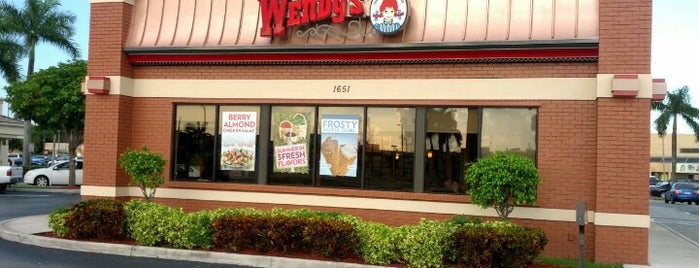 Wendy’s is one of Orte, die Lukas gefallen.