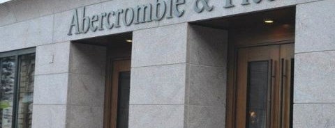 Abercrombie & Fitch is one of BPさんのお気に入りスポット.