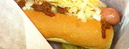 Maui's Dog House is one of Hot Dogs - Better Than A Steak At The Ritz.