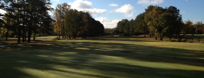 Sugar Creek Golf Course is one of Golf Outings.