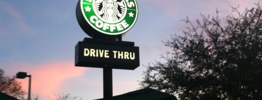Starbucks is one of Orte, die Jessica gefallen.