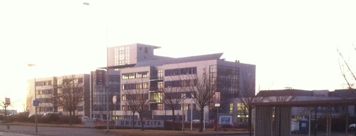 ZČU Fakulta elektrotechnická (FEL) is one of Fakulty a objekty spadající pod ZČU.