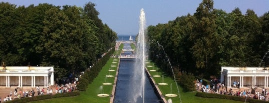 Музей-заповедник «Петергоф» is one of Petersburg.