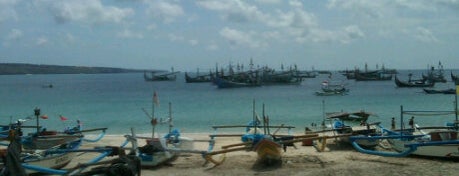 Jimbaran Beach (Pantai Kedonganan) is one of My favourite beaches in the world.
