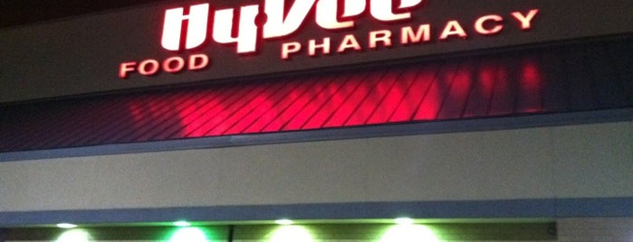 Hy-Vee is one of Edさんのお気に入りスポット.