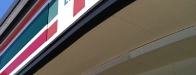 7-Eleven is one of Tallさんのお気に入りスポット.