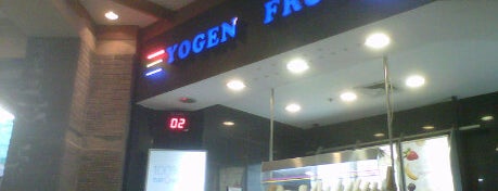 Yogen Fruz is one of Favorite Food.