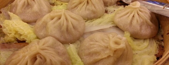 Joe's Shanghai 鹿鸣春 is one of New York to eat.