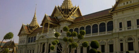 พระบรมมหาราชวัง is one of Bangkok Attractions.