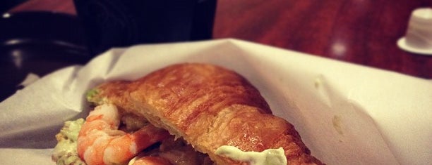 Cafe CROISSANT モノリス店 is one of Favorite Food.