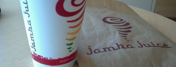 Jamba Juice is one of Locais curtidos por Andrea.