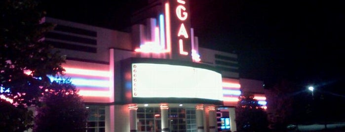 Regal Bel Air Cinema is one of Tempat yang Disukai Jim.
