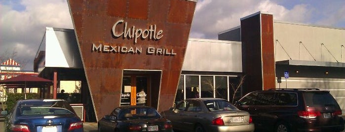 Chipotle Mexican Grill is one of สถานที่ที่ Scott ถูกใจ.