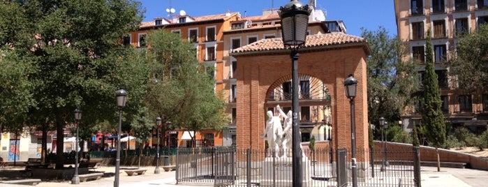 Plaza del Dos de Mayo is one of Guide to Madrid's best spots.