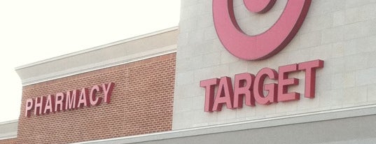 Target is one of สถานที่ที่บันทึกไว้ของ John.