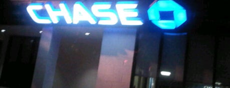 Chase Bank is one of P-미국.