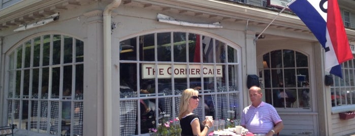 Corner Cafe is one of Locais curtidos por Andrew.