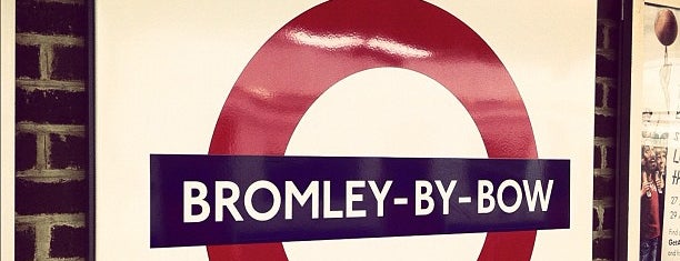 Bromley-By-Bow London Underground Station is one of Londres.