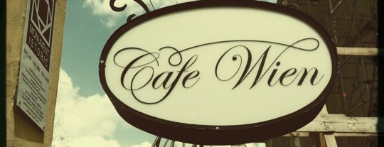 Café Wien is one of Orte, die Justin gefallen.