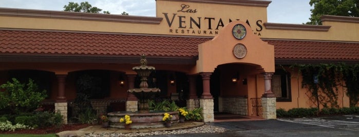 Las Ventanas Restaurant & Cantina is one of Lieux qui ont plu à Phil.